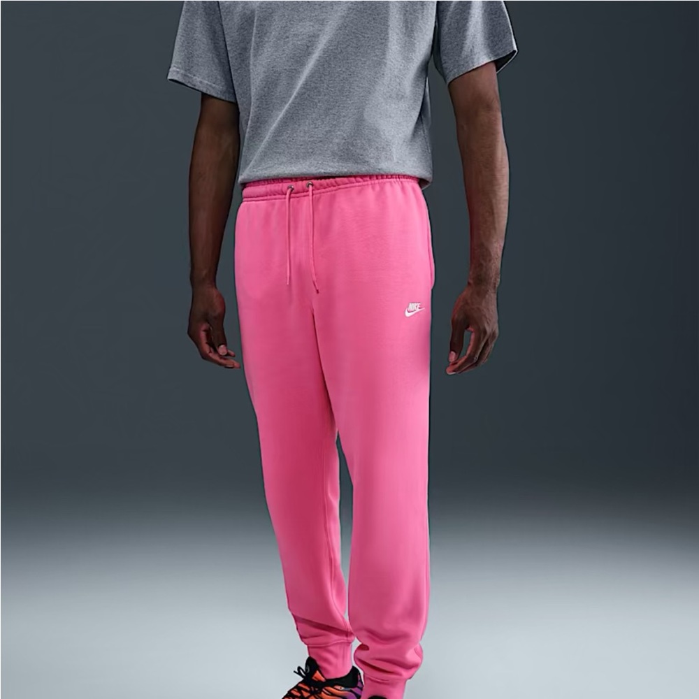 NWOT - Nike Club Fleece Mens Joggers